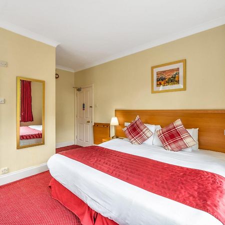 Dial House Hotel Crowthorne Luaran gambar