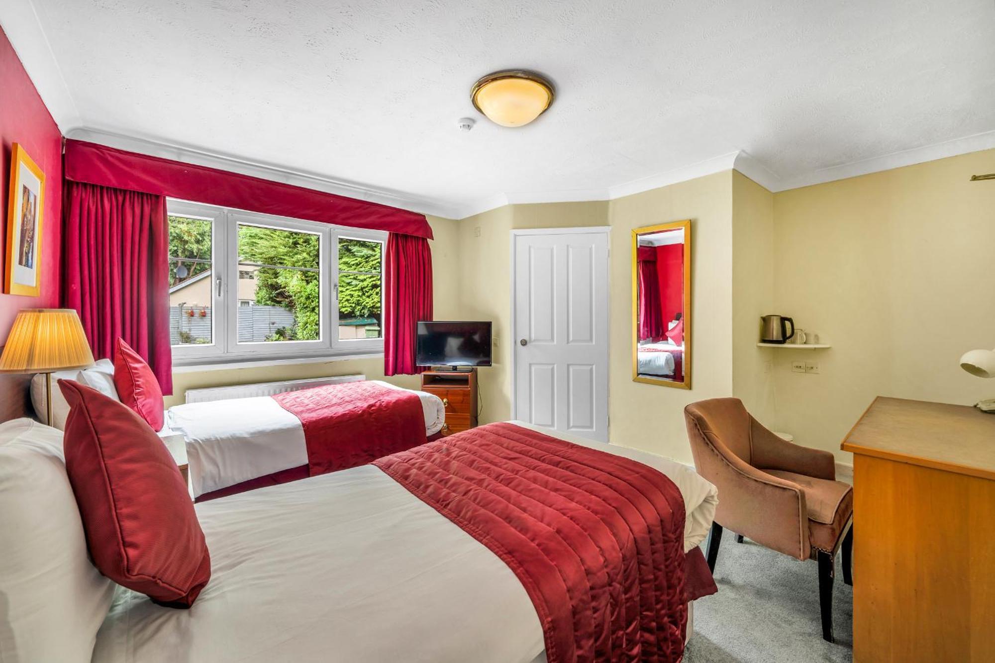 Dial House Hotel Crowthorne Luaran gambar