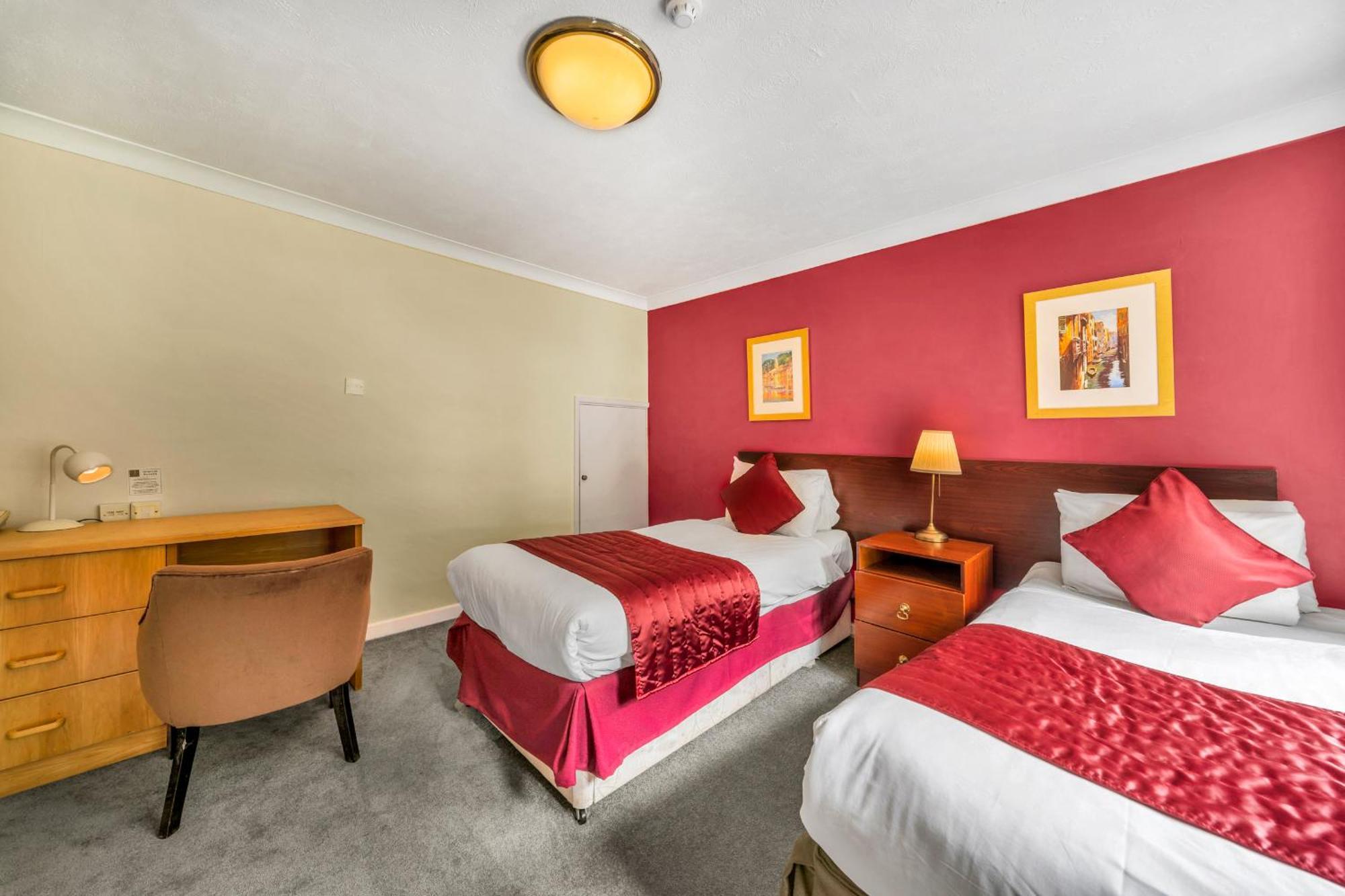 Dial House Hotel Crowthorne Luaran gambar