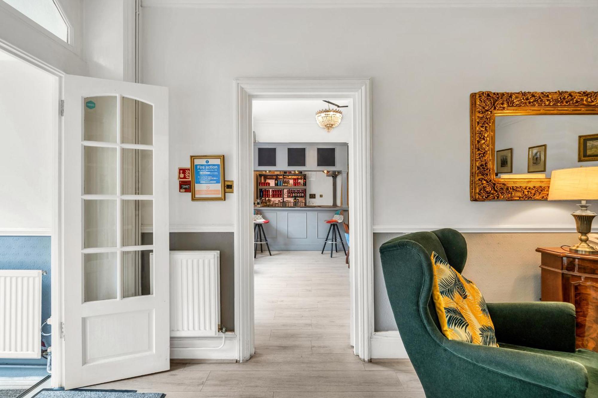 Dial House Hotel Crowthorne Luaran gambar